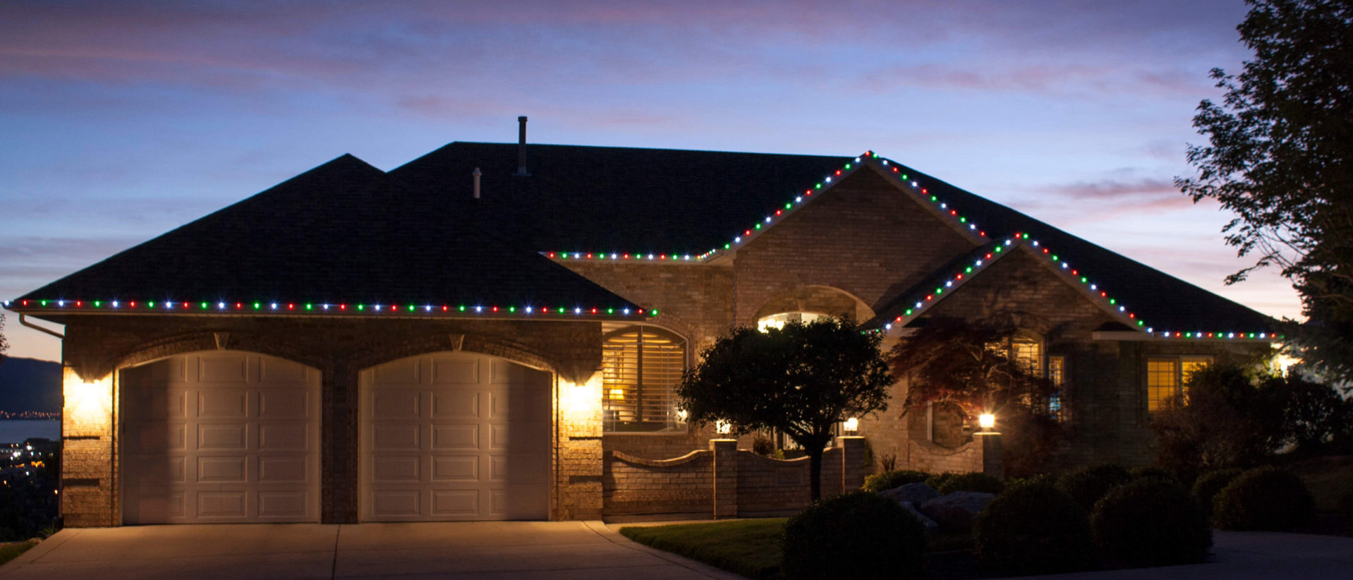 Utah Permanent Christmas Lighting – Forever Lighting How To Put Christmas Lights On A Mobile Home